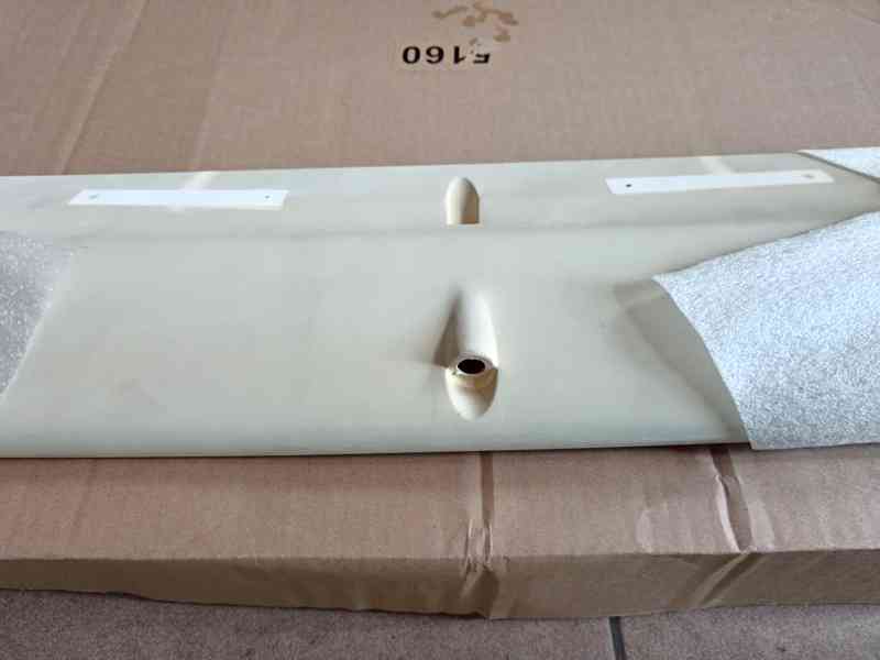 Střešní SPOILER na Felicii - NOVÝ ORIGINÁLNÍ DÍL  - foto 5