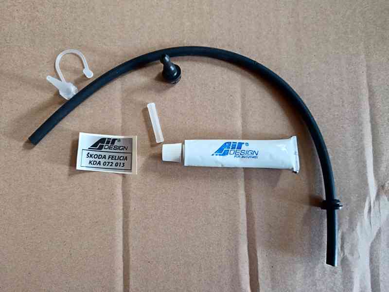 Střešní SPOILER na Felicii - NOVÝ ORIGINÁLNÍ DÍL  - foto 3