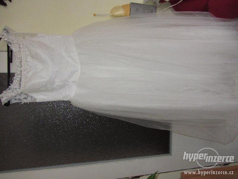 Svatební šaty vel. 36-38 - foto 2