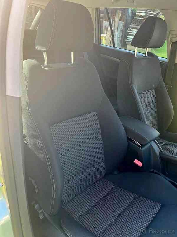 Škoda Octavia 2,0   2 facelift TDI 103kw - foto 13