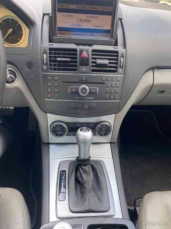 Mercedes-Benz Třídy C 3,0 Prodám W204 C320CDi 4MATIC - foto 4