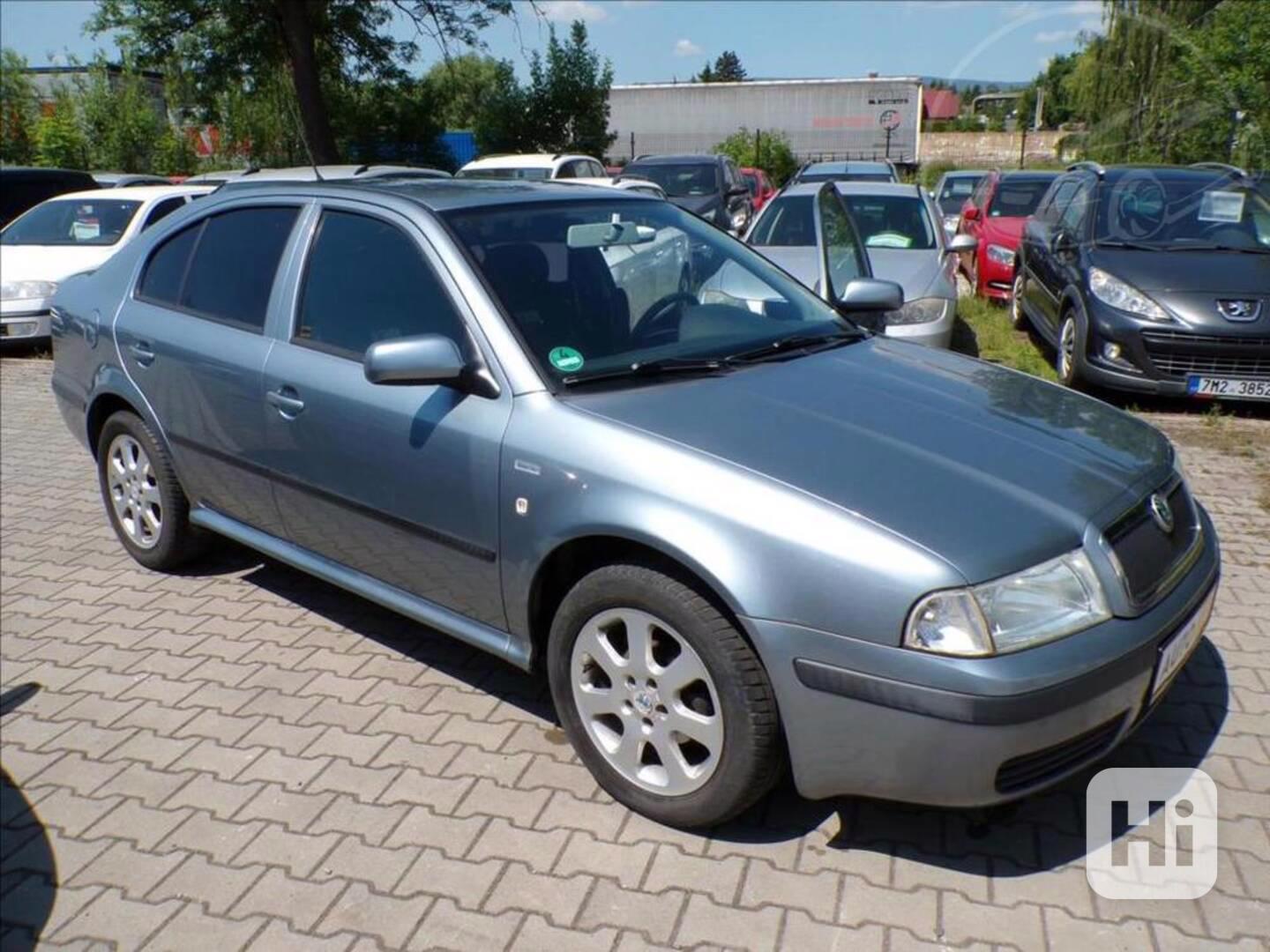 Škoda Octavia 1,6 i TAŽNÉ ZAŘÍZENÍ - foto 1