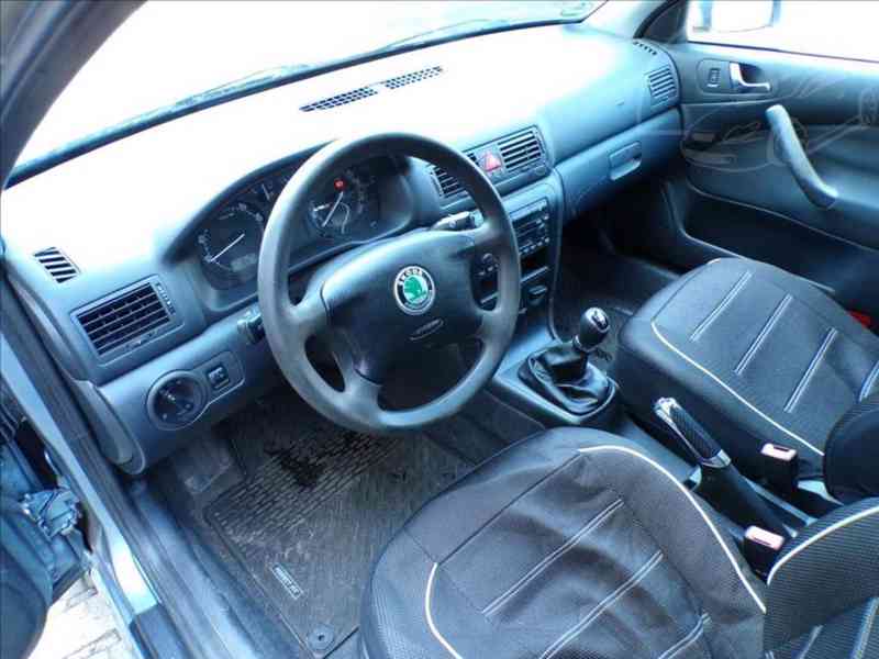 Škoda Octavia 1,6 i TAŽNÉ ZAŘÍZENÍ - foto 6