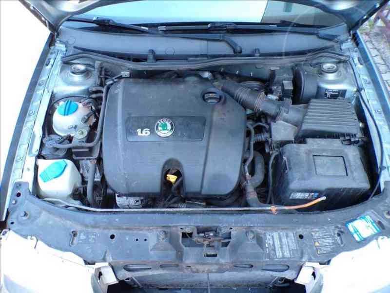 Škoda Octavia 1,6 i TAŽNÉ ZAŘÍZENÍ - foto 12