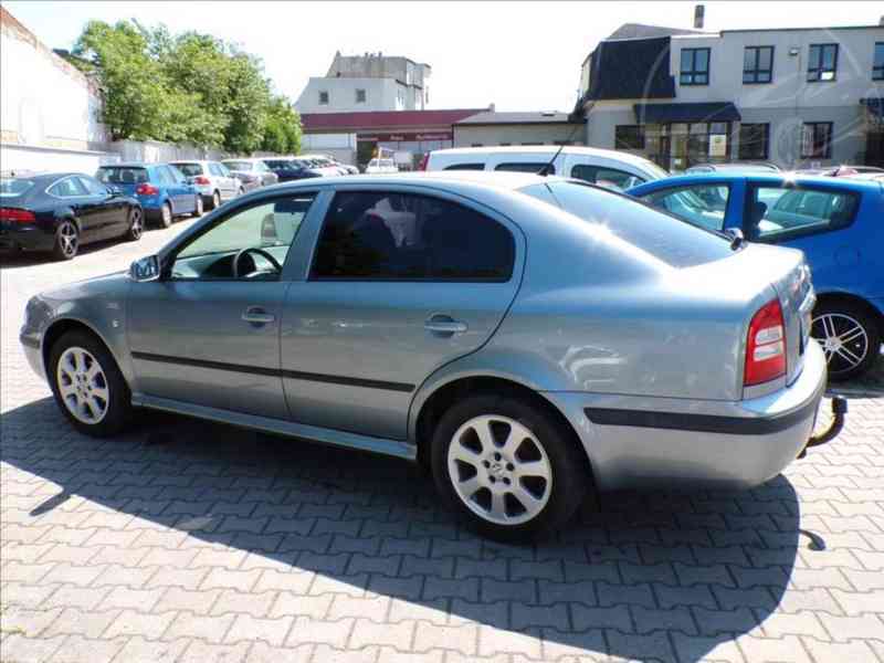 Škoda Octavia 1,6 i TAŽNÉ ZAŘÍZENÍ - foto 4