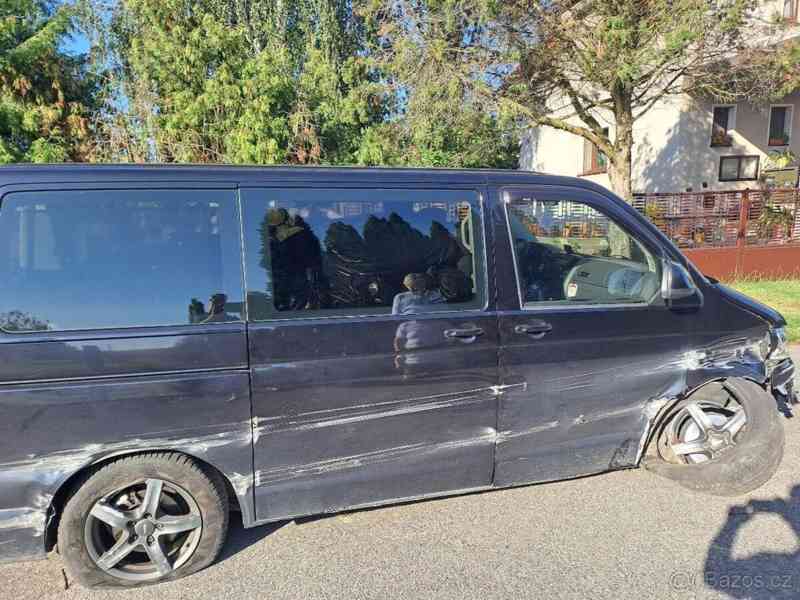 Volkswagen Caravelle 2,0 - foto 7