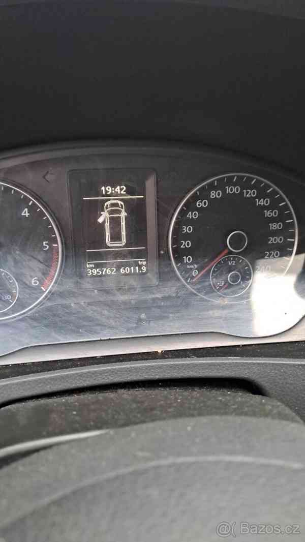 Volkswagen Caravelle 2,0 - foto 3