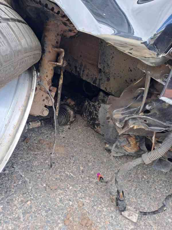 Volkswagen Caravelle 2,0 - foto 6