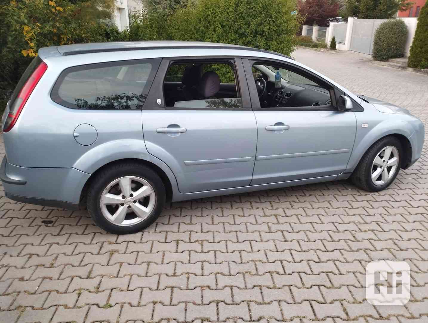 Ford Focus 2,0 TDCI Ghia combi - foto 1