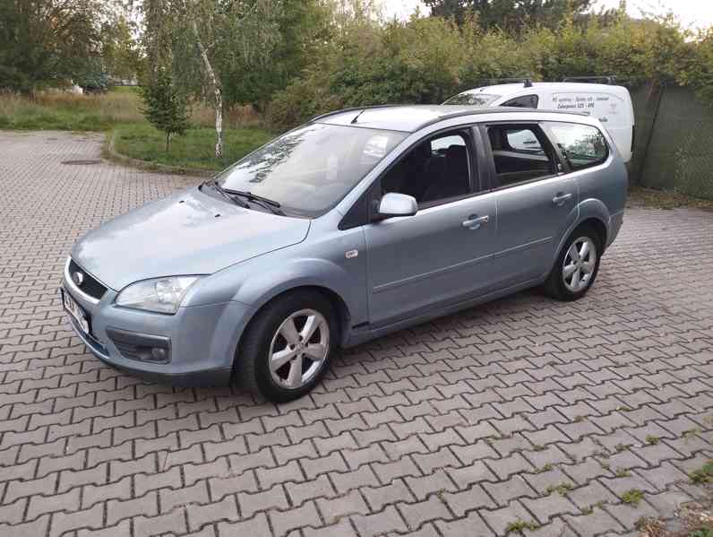Ford Focus 2,0 TDCI Ghia combi - foto 6