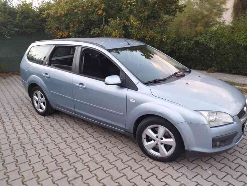 Ford Focus 2,0 TDCI Ghia combi - foto 3
