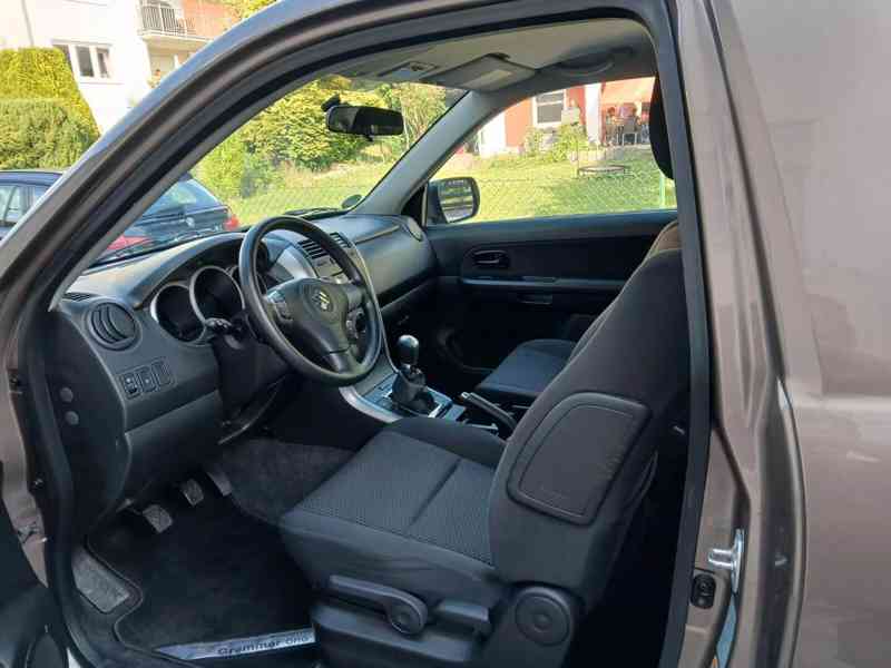 Suzuki Grand Vitara 1.6i City benzín 78kw - foto 13