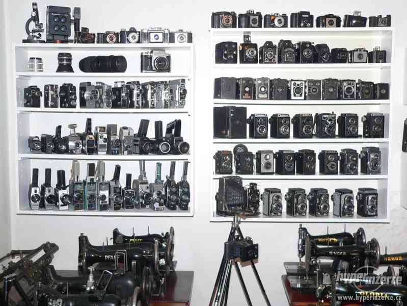 Sbírka fotoaparátů, kamer a promítaček - cca. 360 ks - foto 2
