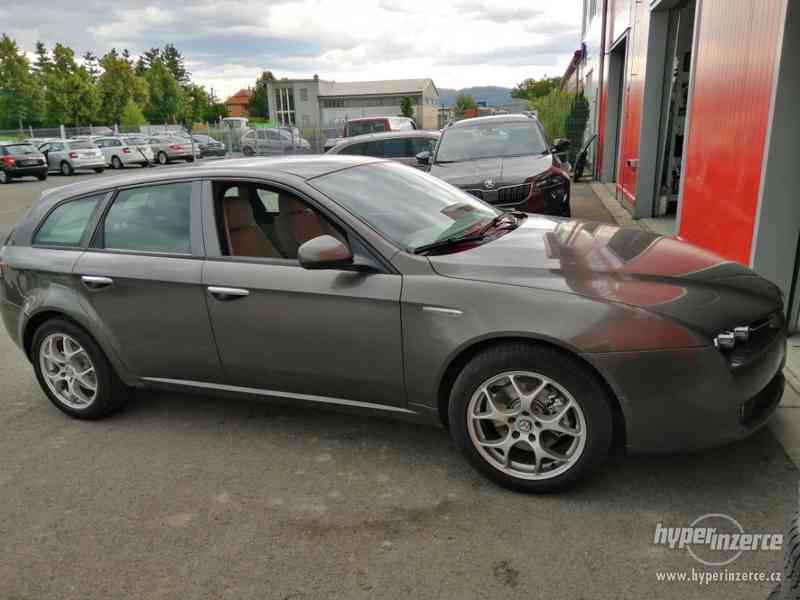 Alfa romeo 159 - foto 2