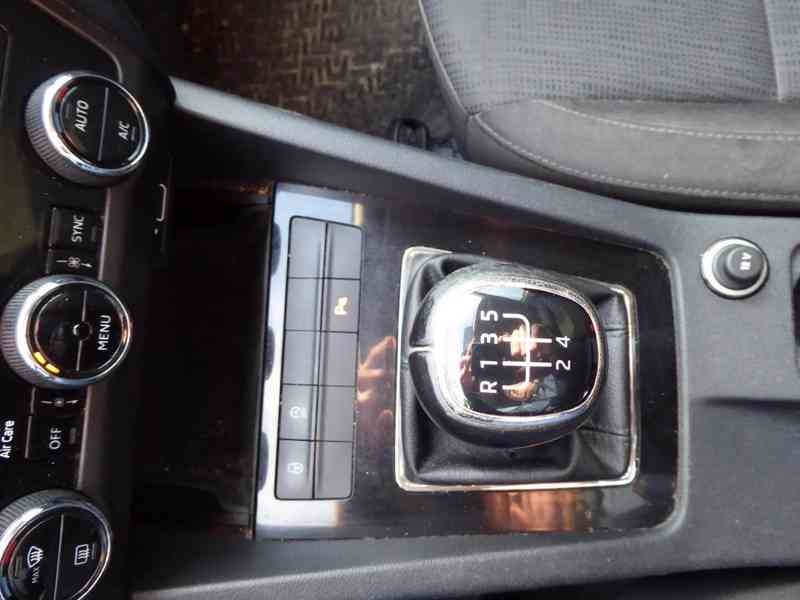 ŠKODA Octavia Combi Style 1,6 TDI 85 kW, 3061 - foto 27