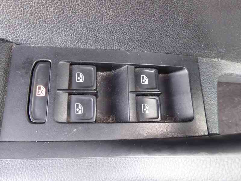 ŠKODA Octavia Combi Style 1,6 TDI 85 kW, 3061 - foto 15