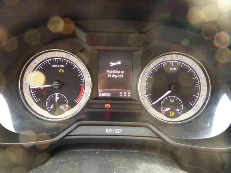 ŠKODA Octavia Combi Style 1,6 TDI 85 kW, 3061 - foto 20