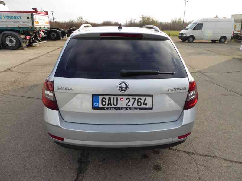 ŠKODA Octavia Combi Style 1,6 TDI 85 kW, 3061 - foto 4