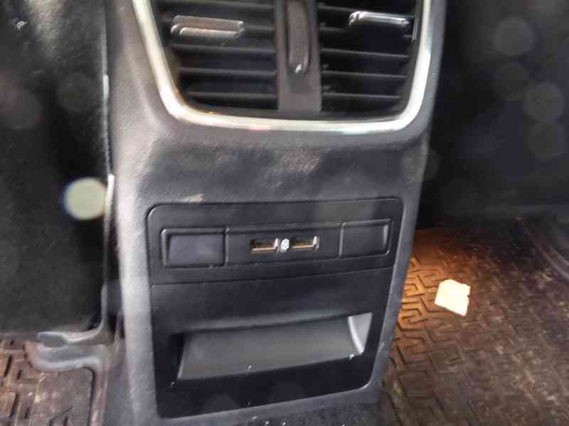 ŠKODA Octavia Combi Style 1,6 TDI 85 kW, 3061 - foto 11