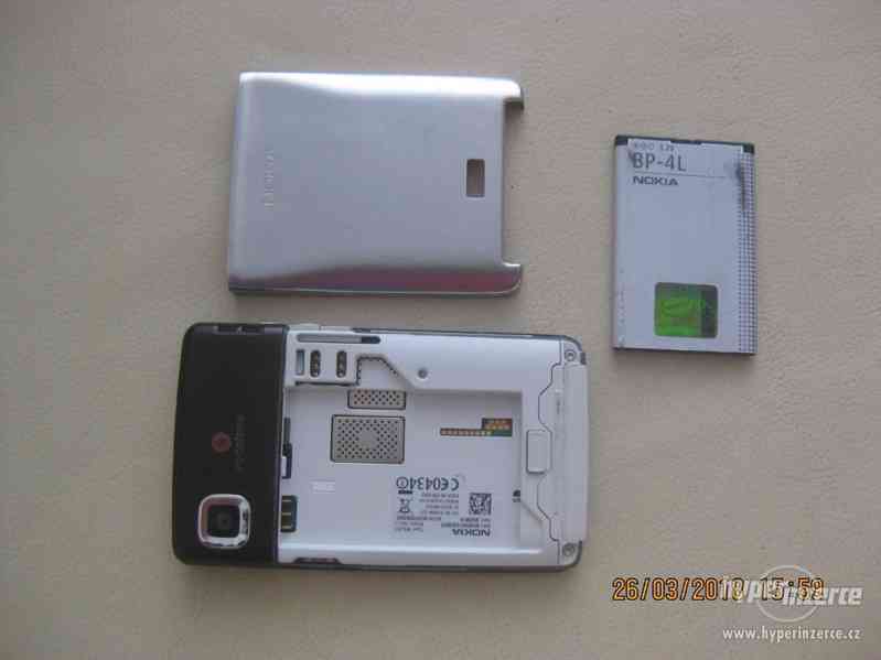 Nokia E61i z r.2007 - funkční telefon s QWERTY klávesnicí - foto 8