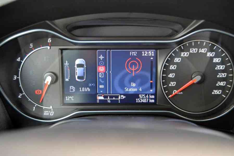 Ford Galaxy 2.0 TDCI 103kW Titanium Xenon Panorama 7 míst - foto 8