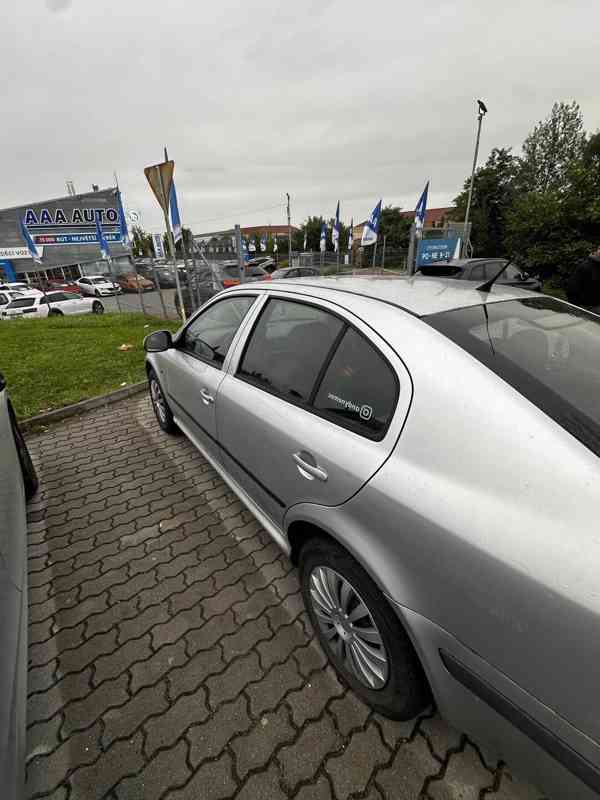 Škoda octavia 1.6 benzín , 2009 - foto 3