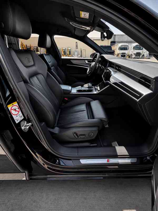 Audi a6 c8 3.0 TDi 210kW 3x s-line - foto 11