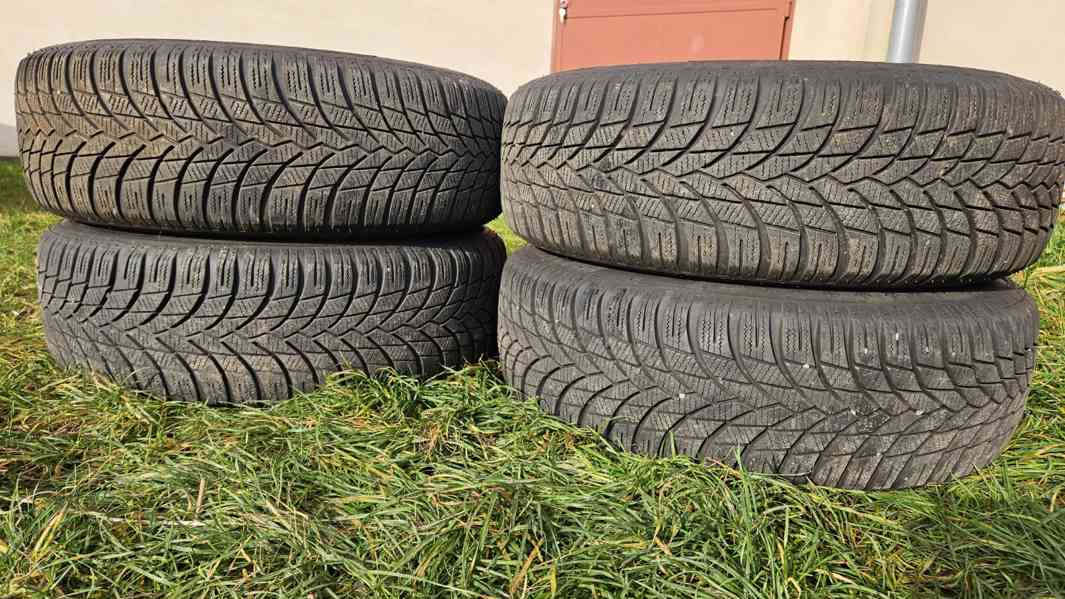 Škoda Octavia 2 zimní kola pneumatiky 195/65 R15 disky 15" - foto 4