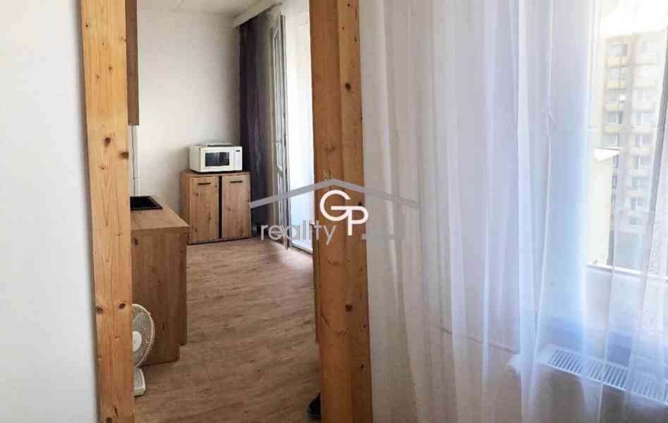 Pronájem bytu 1+1 s bal., ul. Prachatická, Č. Budějovice - foto 3