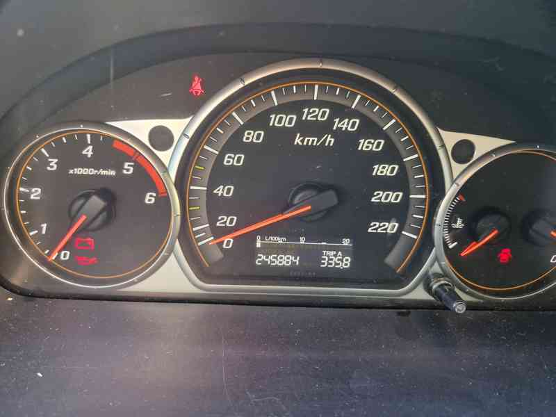 Honda CR-V, 2,2 nafta, 4x4,tažné, sada kol - foto 9