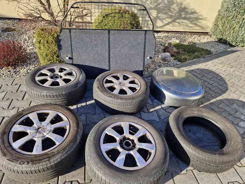 Honda CR-V, 2,2 nafta, 4x4,tažné, sada kol - foto 15