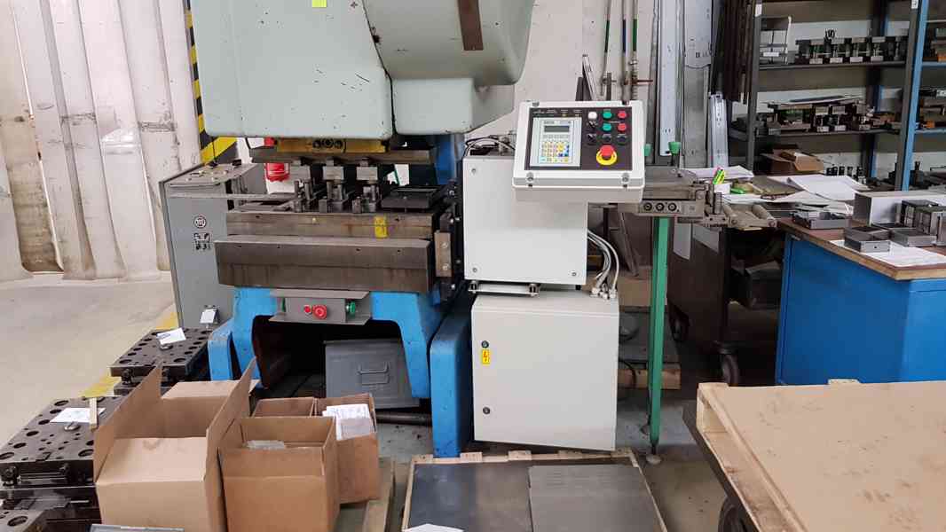 Použitý excentrický lis LEN 63 P, r. v. 1980 - foto 9