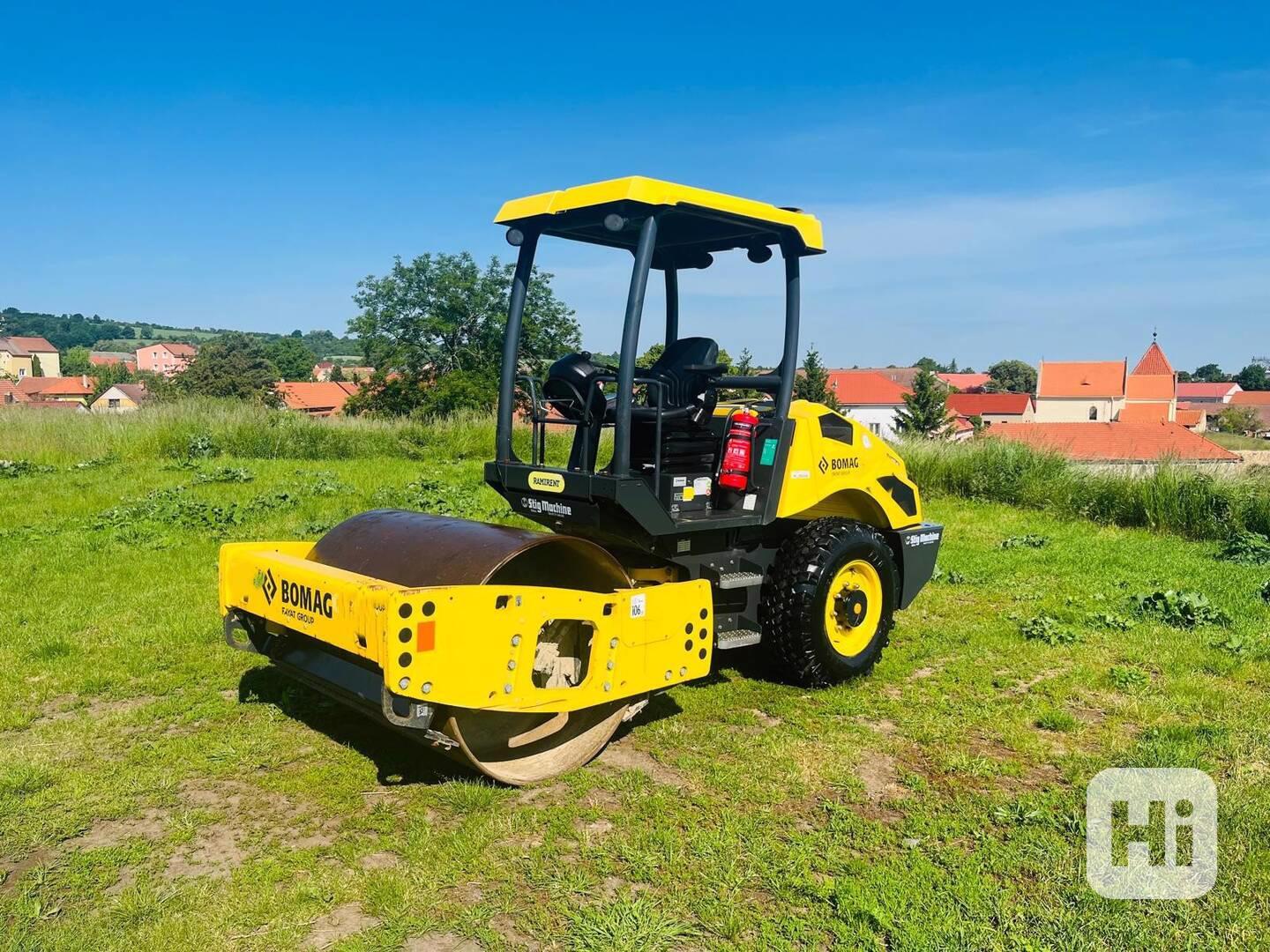 Vibrační válec Bomag BW145DH3 (Možnost leasingu) - foto 1
