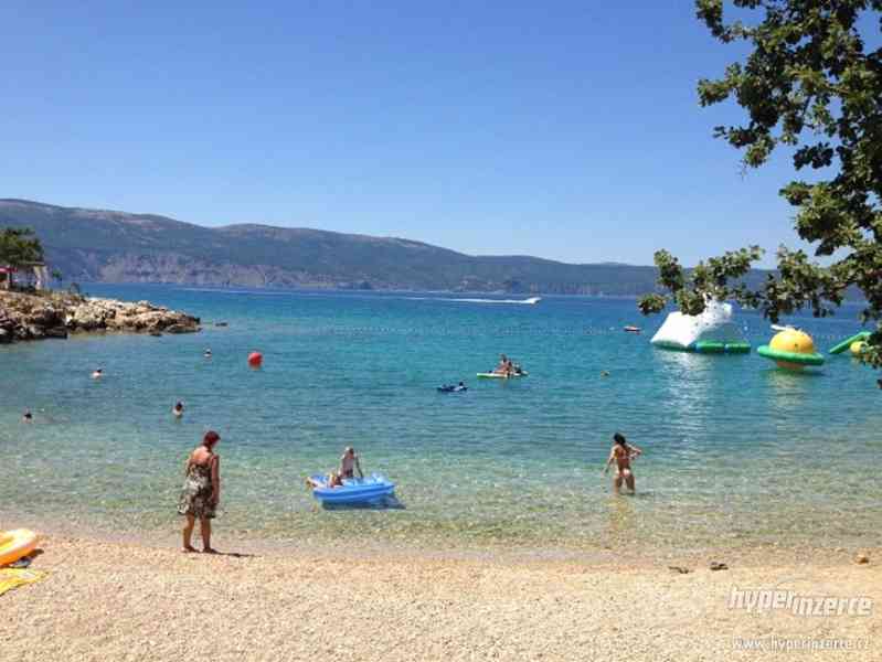 Ostrov Krk Chorvatsko do 12 osob s bazénem, ​​pláž 2 km - foto 14