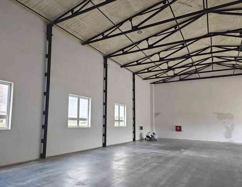 Pronájem výrobní haly/skladovacích prostor 446 m² Strakonice - foto 2
