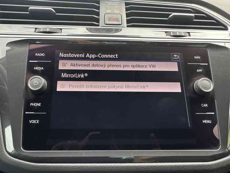 Volkswagen Tiguan 2.0 TDI 110kW/4x4/DSG/Nav - foto 30