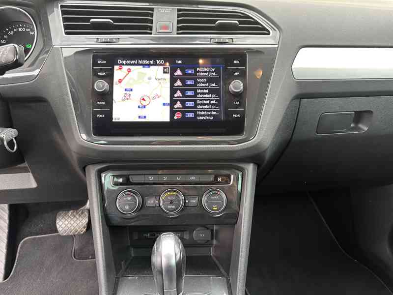 Volkswagen Tiguan 2.0 TDI 110kW/4x4/DSG/Nav - foto 23