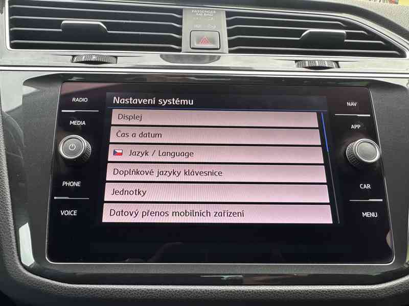 Volkswagen Tiguan 2.0 TDI 110kW/4x4/DSG/Nav - foto 37