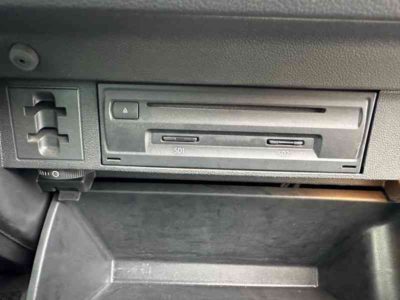 Volkswagen Tiguan 2.0 TDI 110kW/4x4/DSG/Nav - foto 45