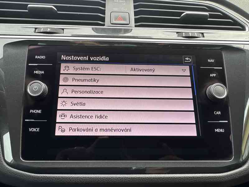 Volkswagen Tiguan 2.0 TDI 110kW/4x4/DSG/Nav - foto 31