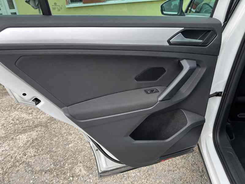 Volkswagen Tiguan 2.0 TDI 110kW/4x4/DSG/Nav - foto 11