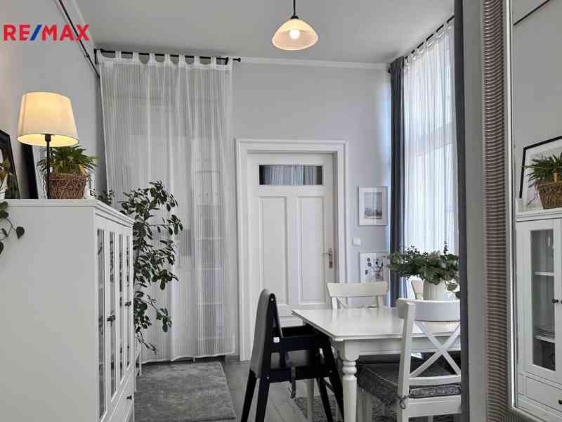 Pronájem bytu 2+1 s balkónem v centru Ostravy, 75 m2 - foto 5