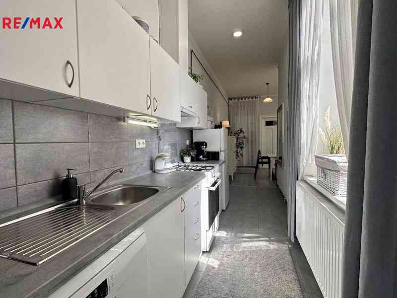 Pronájem bytu 2+1 s balkónem v centru Ostravy, 75 m2 - foto 7