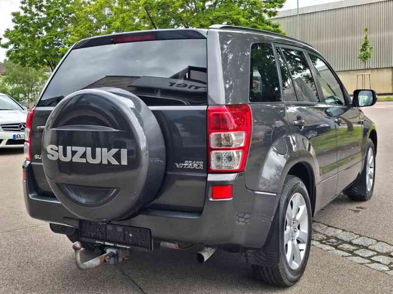 Suzuki Grand Vitara 2.4i 4x4 Aut. benzín 124kw - foto 12