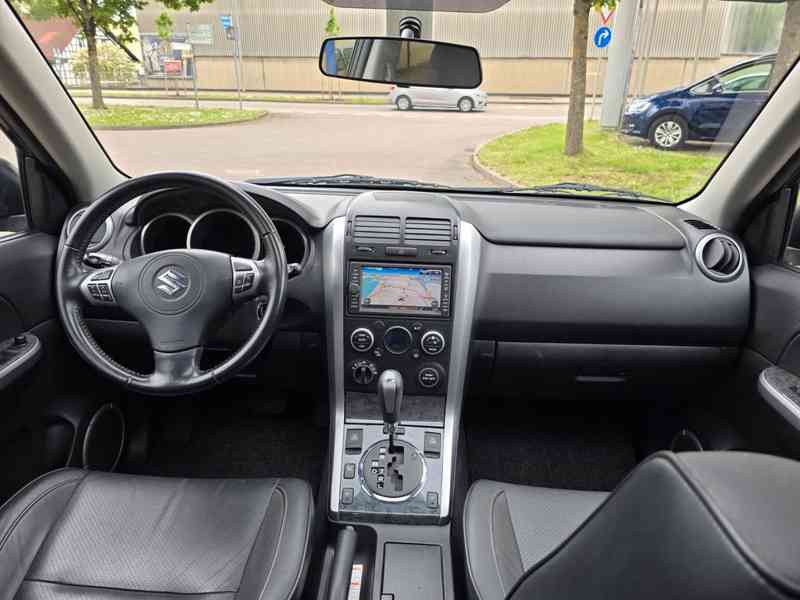 Suzuki Grand Vitara 2.4i 4x4 Aut. benzín 124kw - foto 7