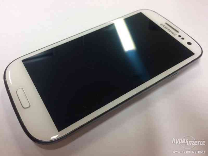 Samsung Galaxy S3 bílý (P17845) - foto 2