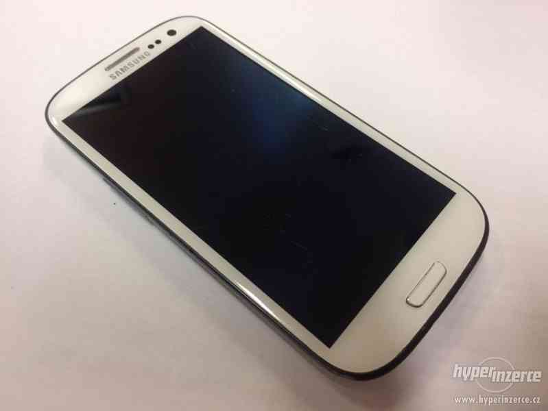 Samsung Galaxy S3 bílý (P17845) - foto 3