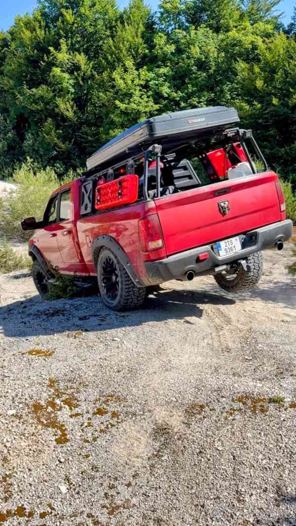 Dodge RAM 5,7   HEMI V8 | 4×4 | LIFT 3” - foto 2