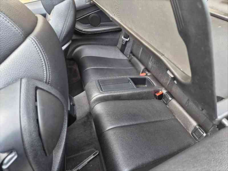 BMW Řada 4 2,0   420D kabrio r.v.2015 - foto 12
