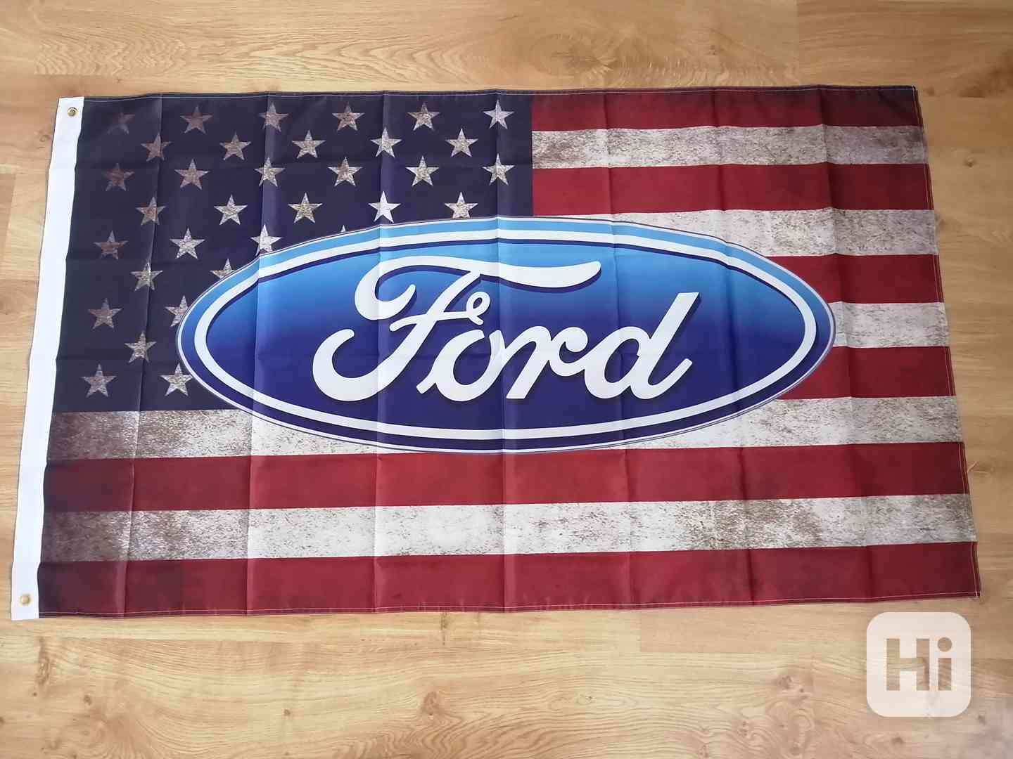 Vlajka Ford - foto 1